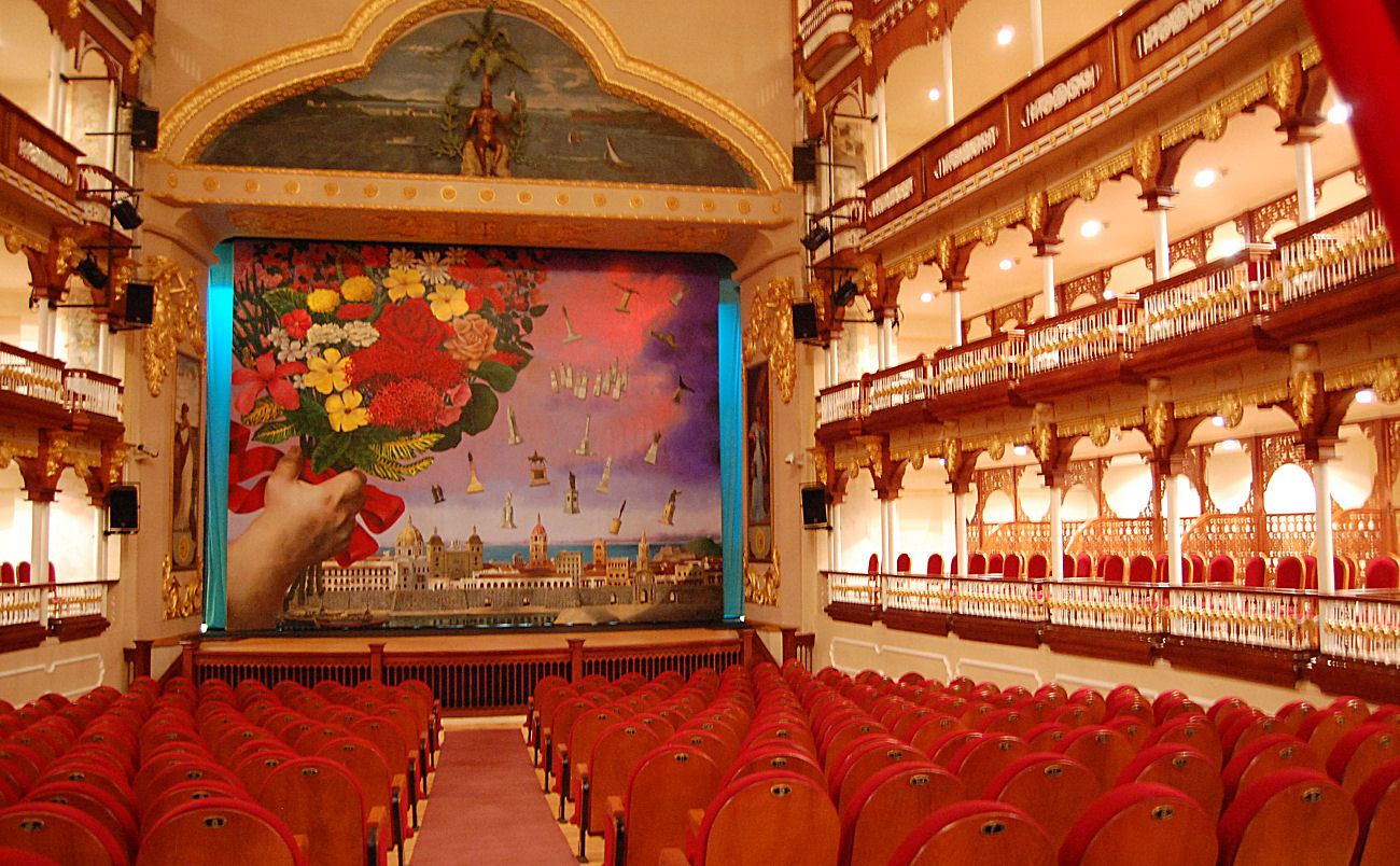 Teatro Heredia - Festival Internacional de Guitarras de Cartagena