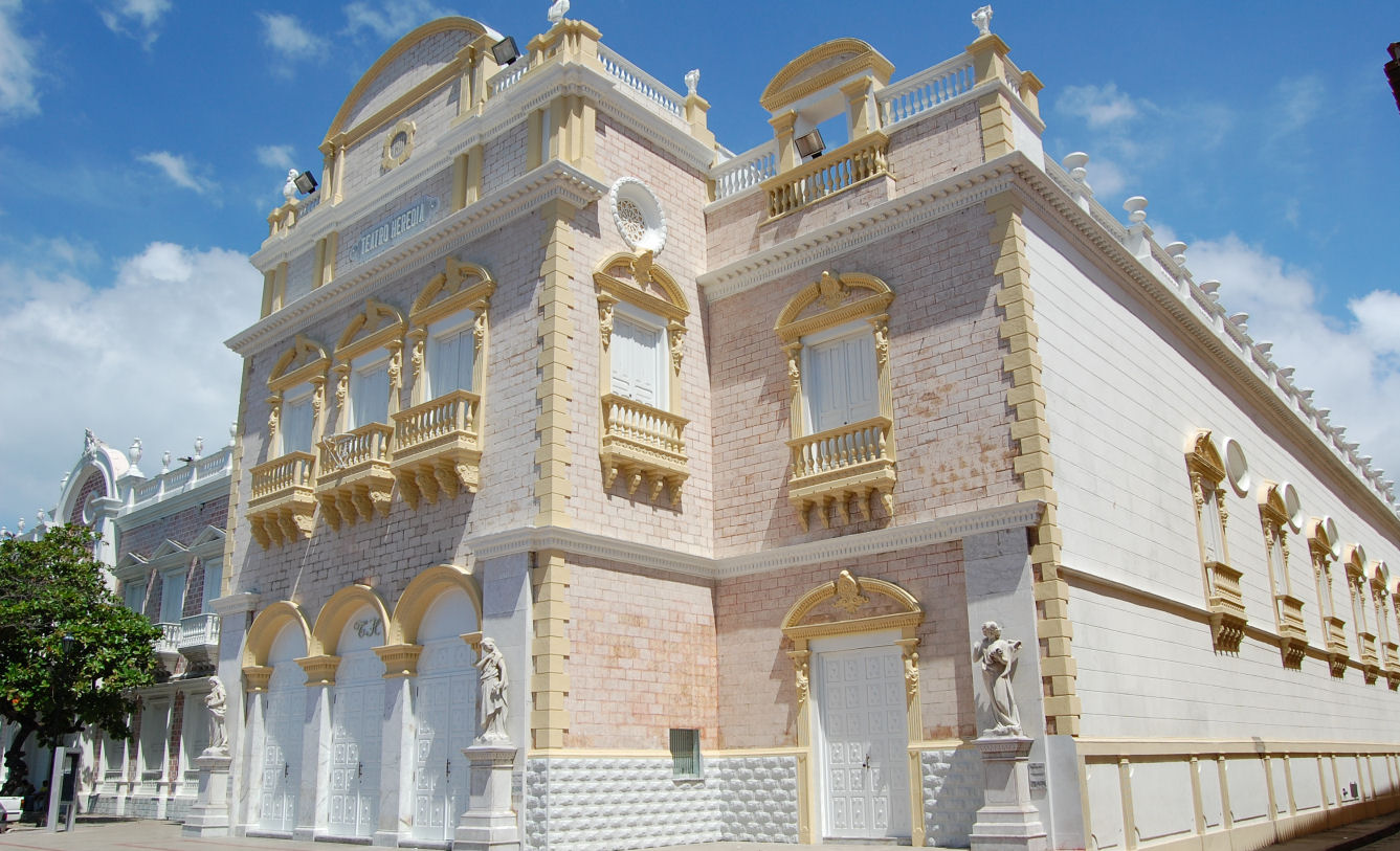 Teatro Heredia - Festival Internacional de Guitarras de Cartagena