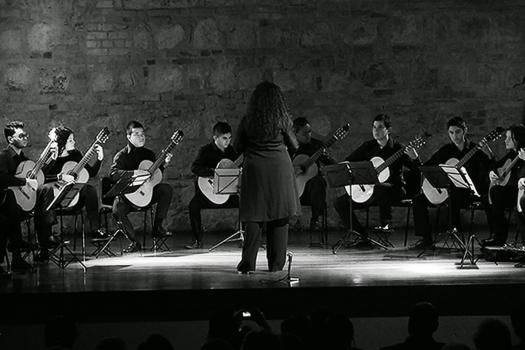 La Orquesta Juvenil De Guitarras De Cali - Festival Internacional de Guitarras de Cartagena 2015